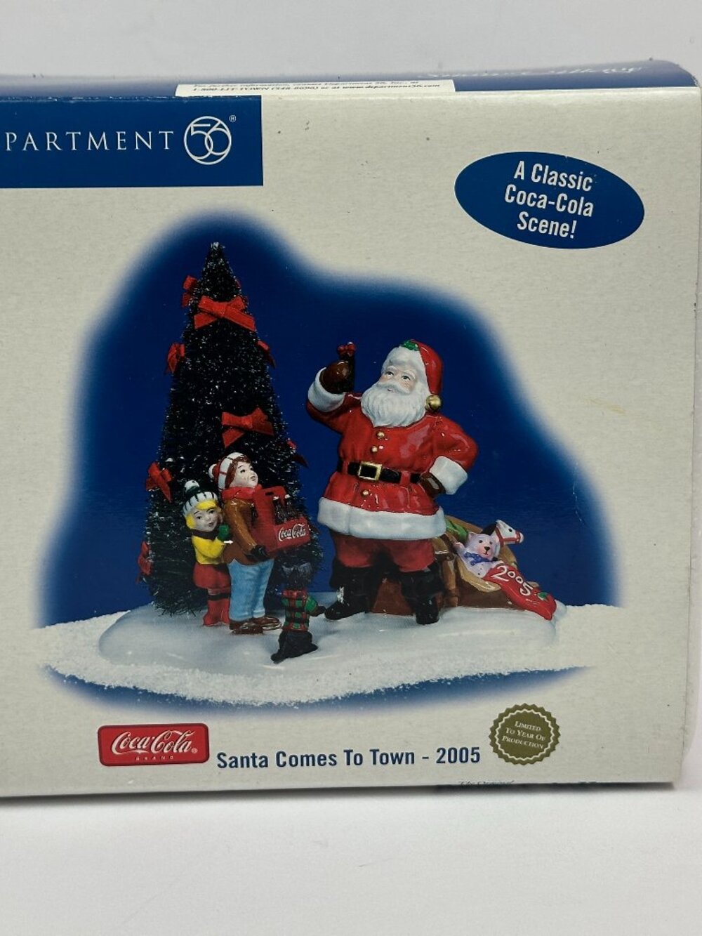 🎅🥤 Department 56 “Santa Comes to Town” 2005 Coca-Cola Snow Village Figurine ✨